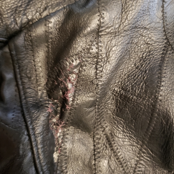 Leather jacket - Picture 5 of 5